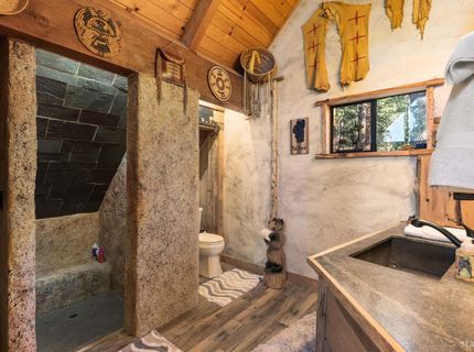 3724 Regina Road, South Lake Tahoe, CA 96150 Photo