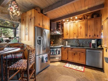 3724 Regina Road, South Lake Tahoe, CA 96150 Photo