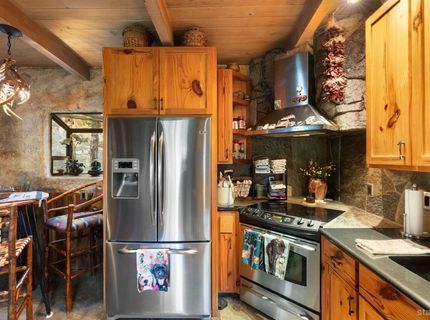3724 Regina Road, South Lake Tahoe, CA 96150 Photo
