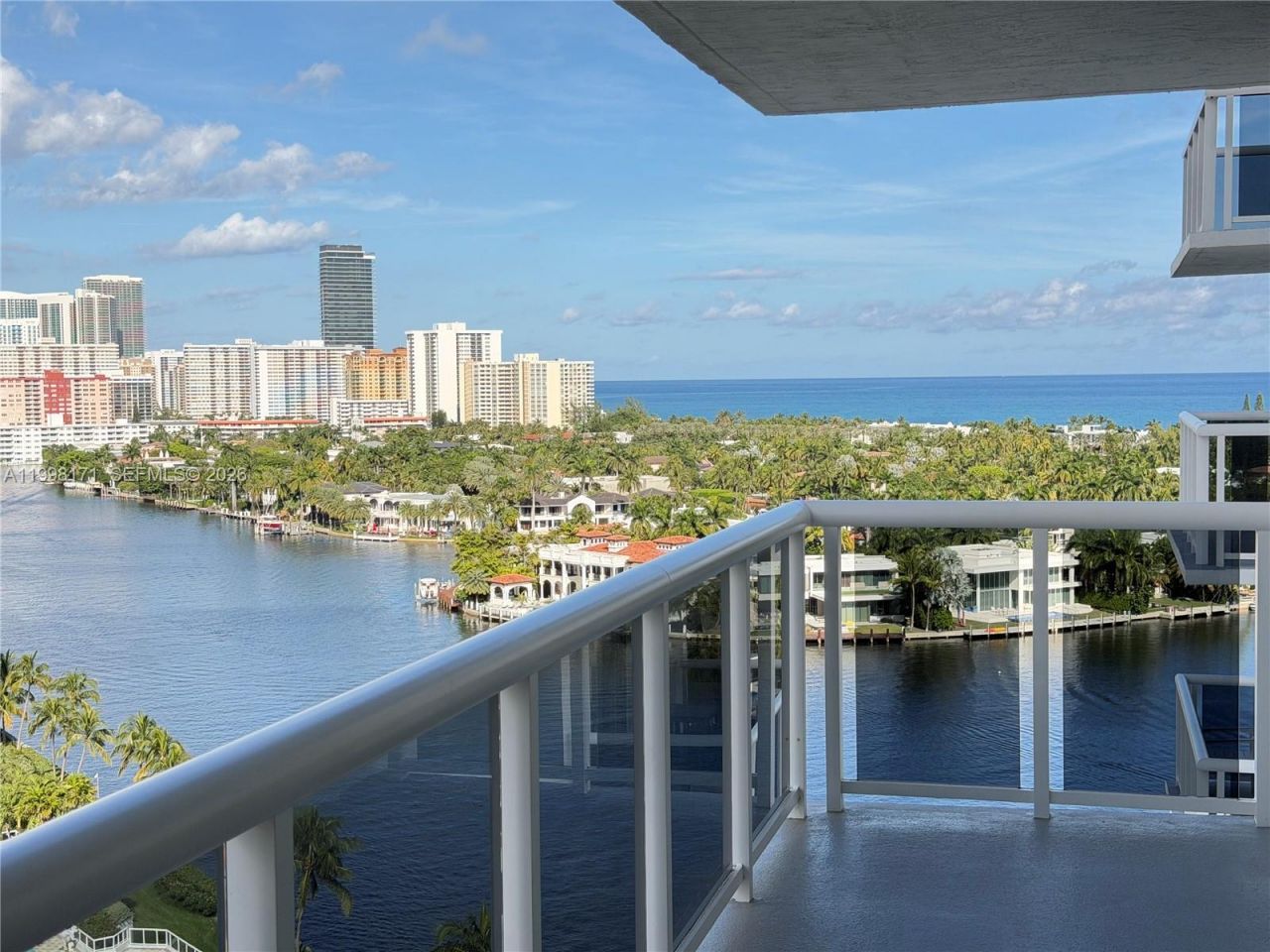 20515 E Country Club Dr , Unit 1642, Aventura, FL 33180 Photo