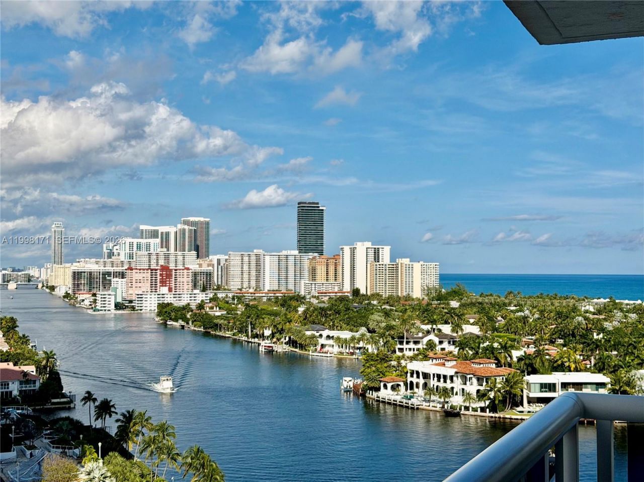 20515 E Country Club Dr , Unit 1642, Aventura, FL 33180 Photo