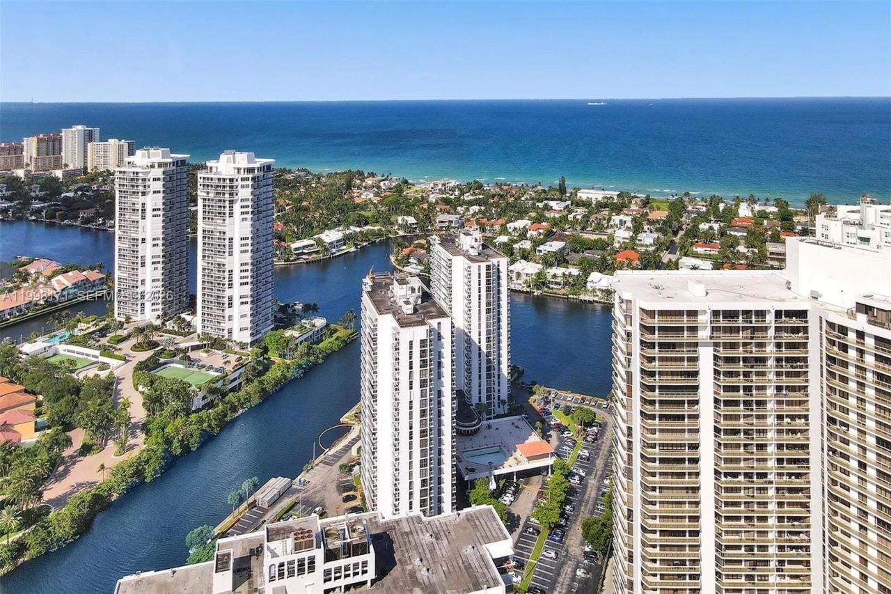 20515 E Country Club Dr , Unit 1642, Aventura, FL 33180 Photo