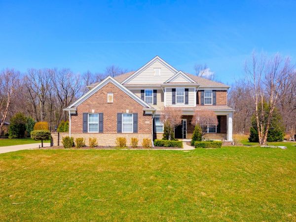 3218 Park Meadow Drive, Lake Orion, MI 48362