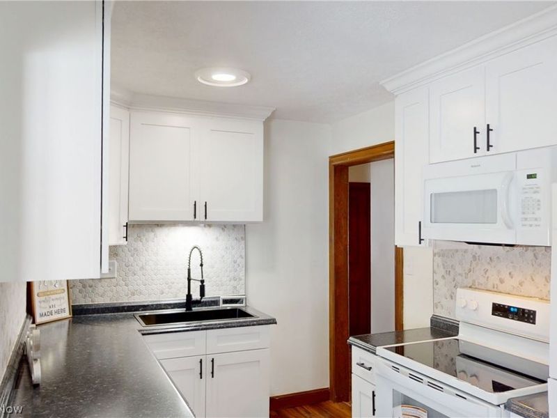 133 Woolf Avenue, Akron, OH 44312 Photo 11