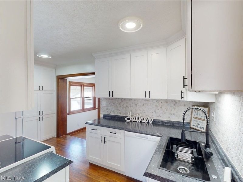 133 Woolf Avenue, Akron, OH 44312 Photo 7