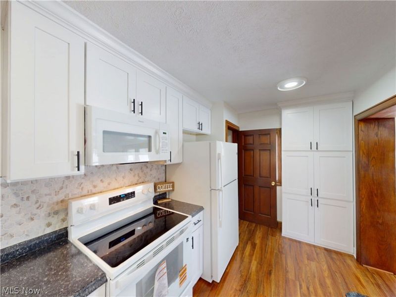 133 Woolf Avenue, Akron, OH 44312 Photo 9