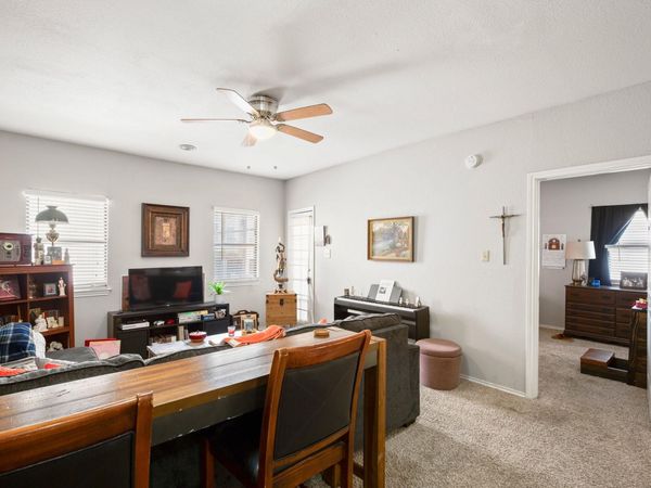 706 W 22nd ST, Unit 206, Austin, TX 78705