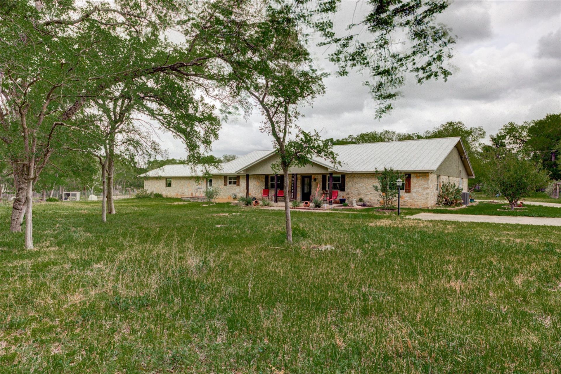 500 Buckaroo Trl, Buda, TX 78610 Main Photo
