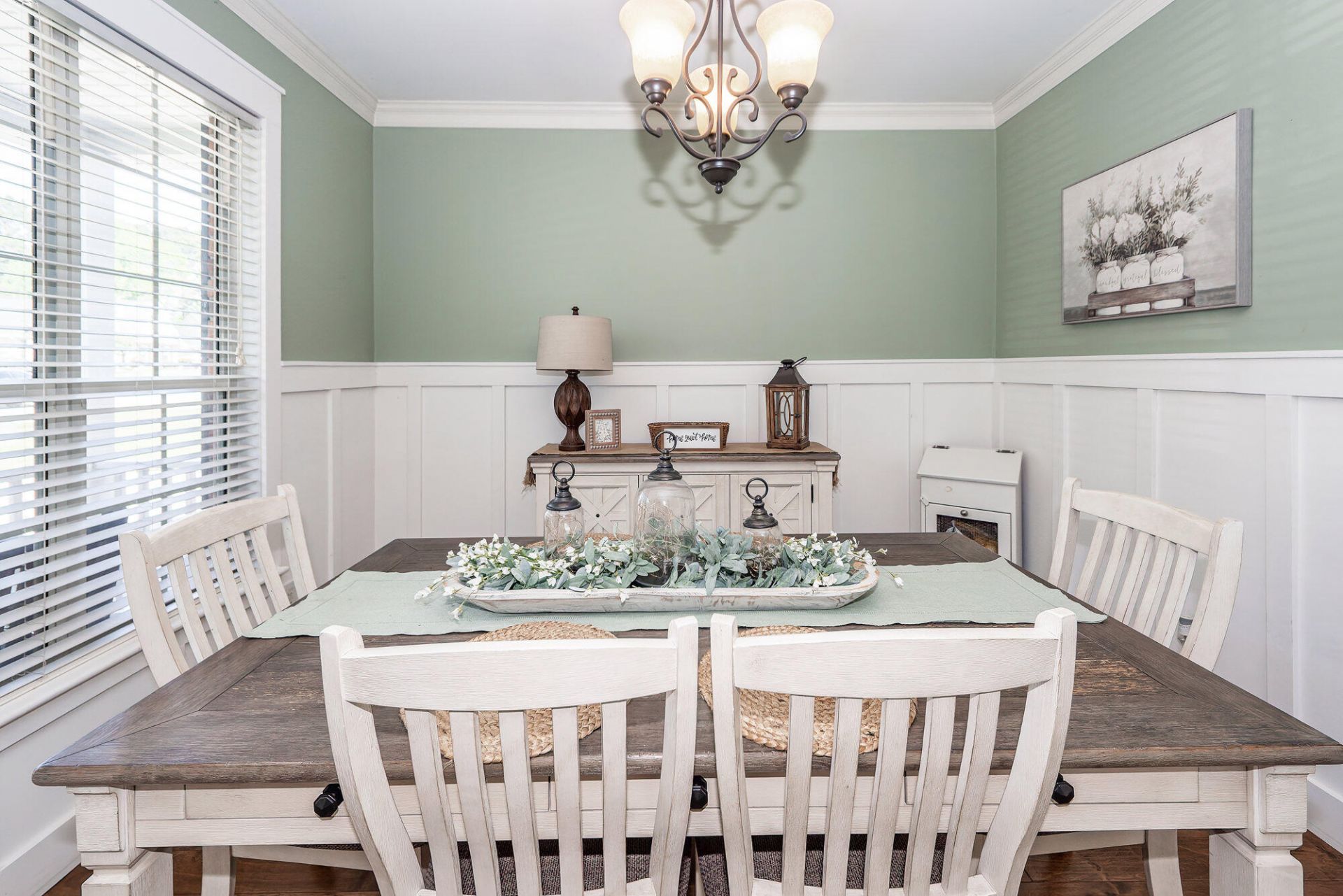 138 Guildford Drive Photo 18