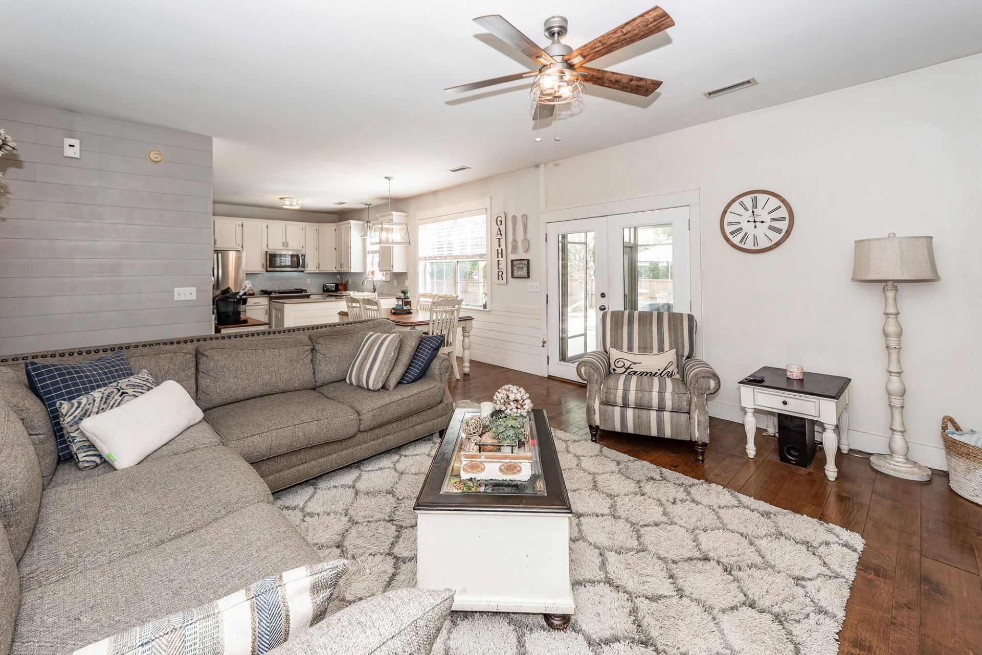 138 Guildford Drive Photo 23