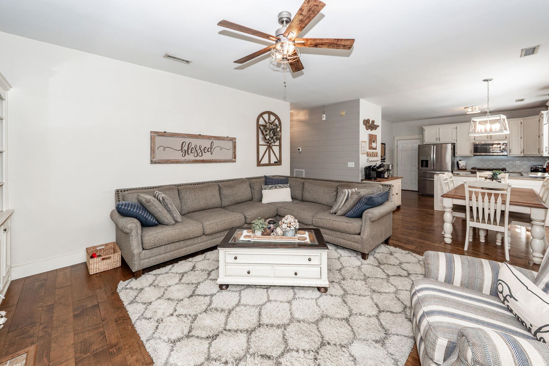 138 Guildford Drive Photo 24