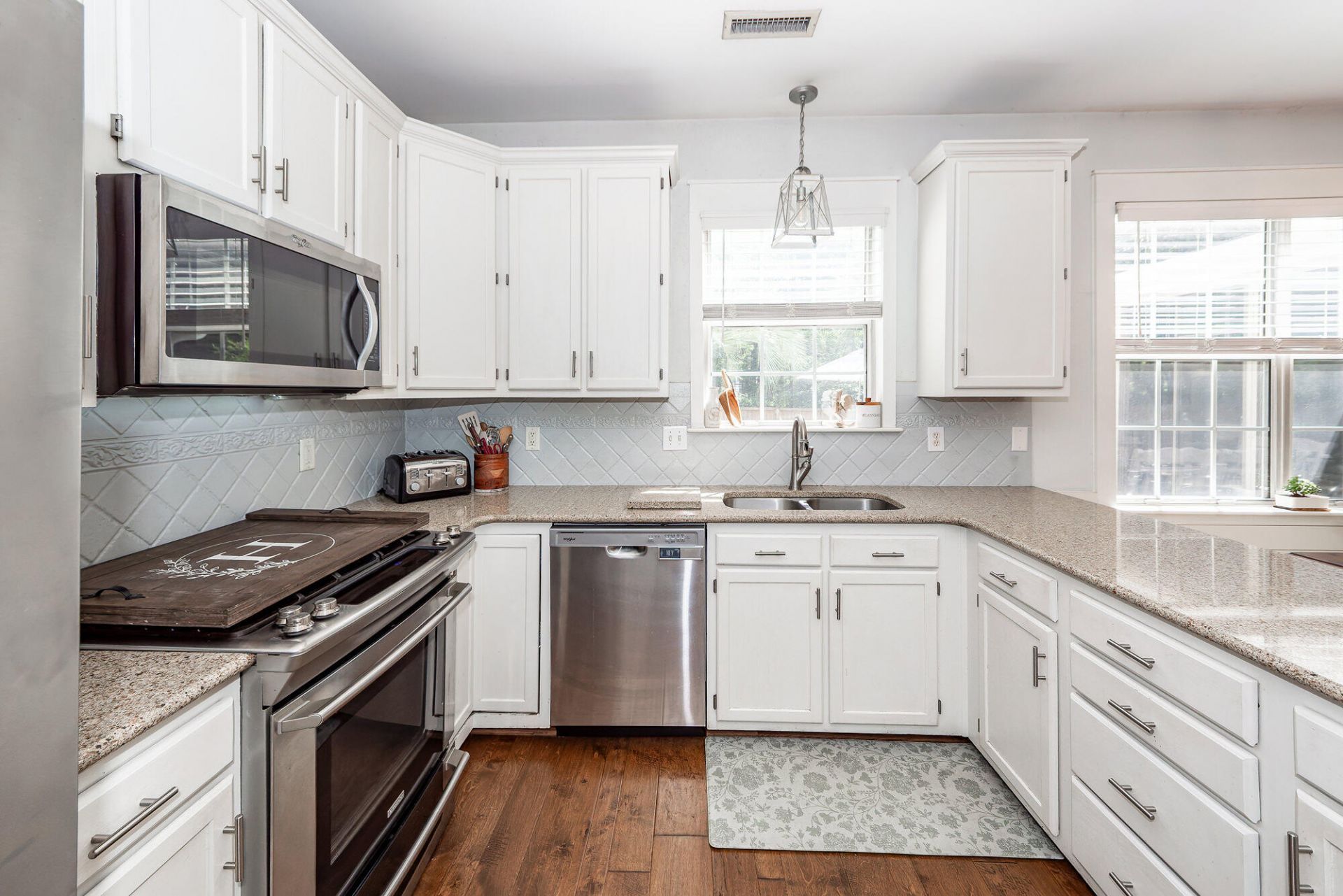 138 Guildford Drive Photo 25