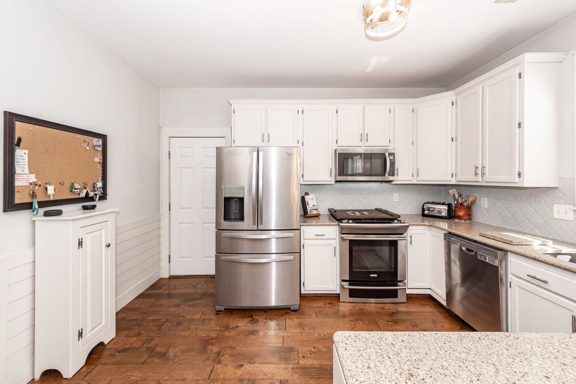 138 Guildford Drive Photo 26