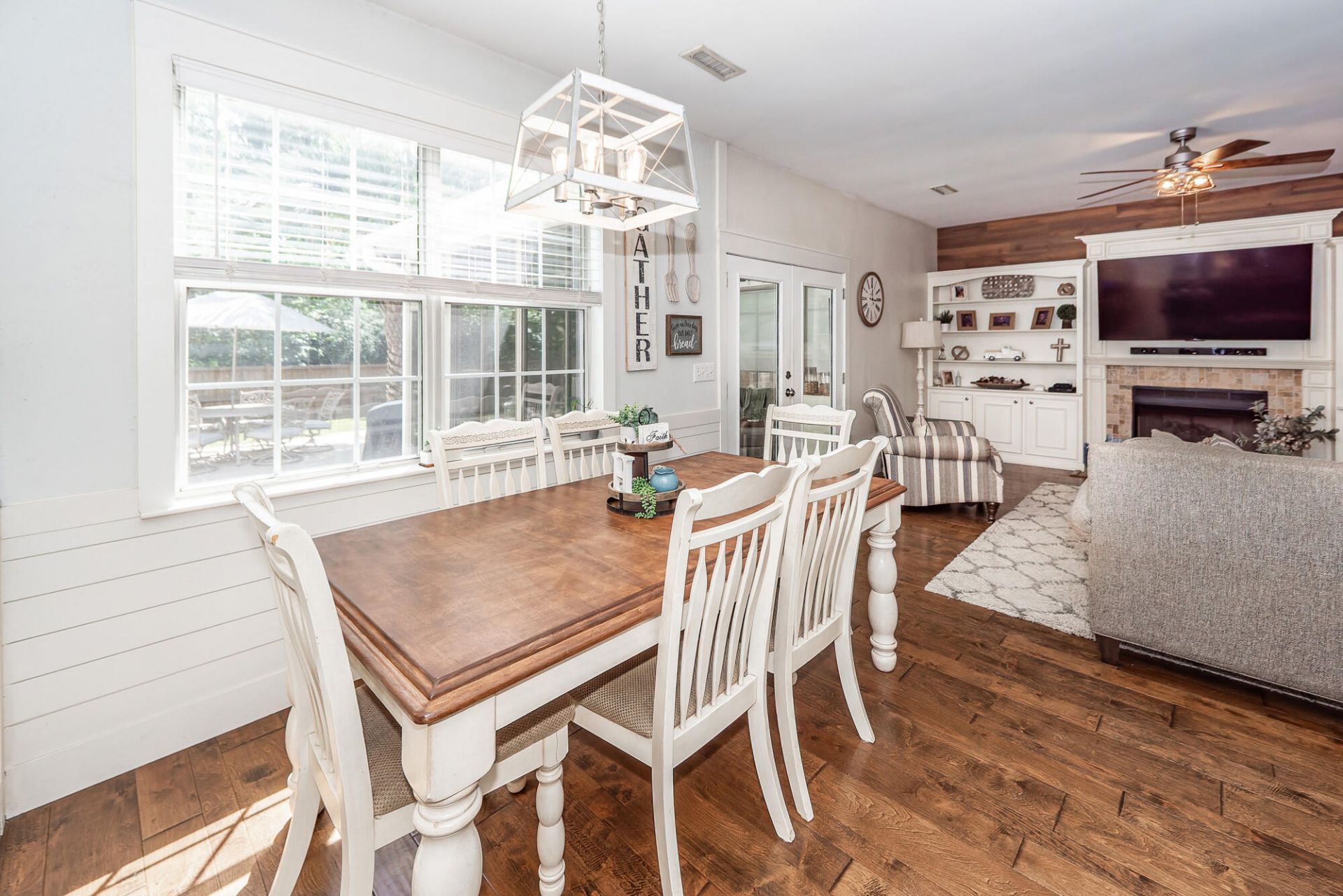 138 Guildford Drive Photo 32