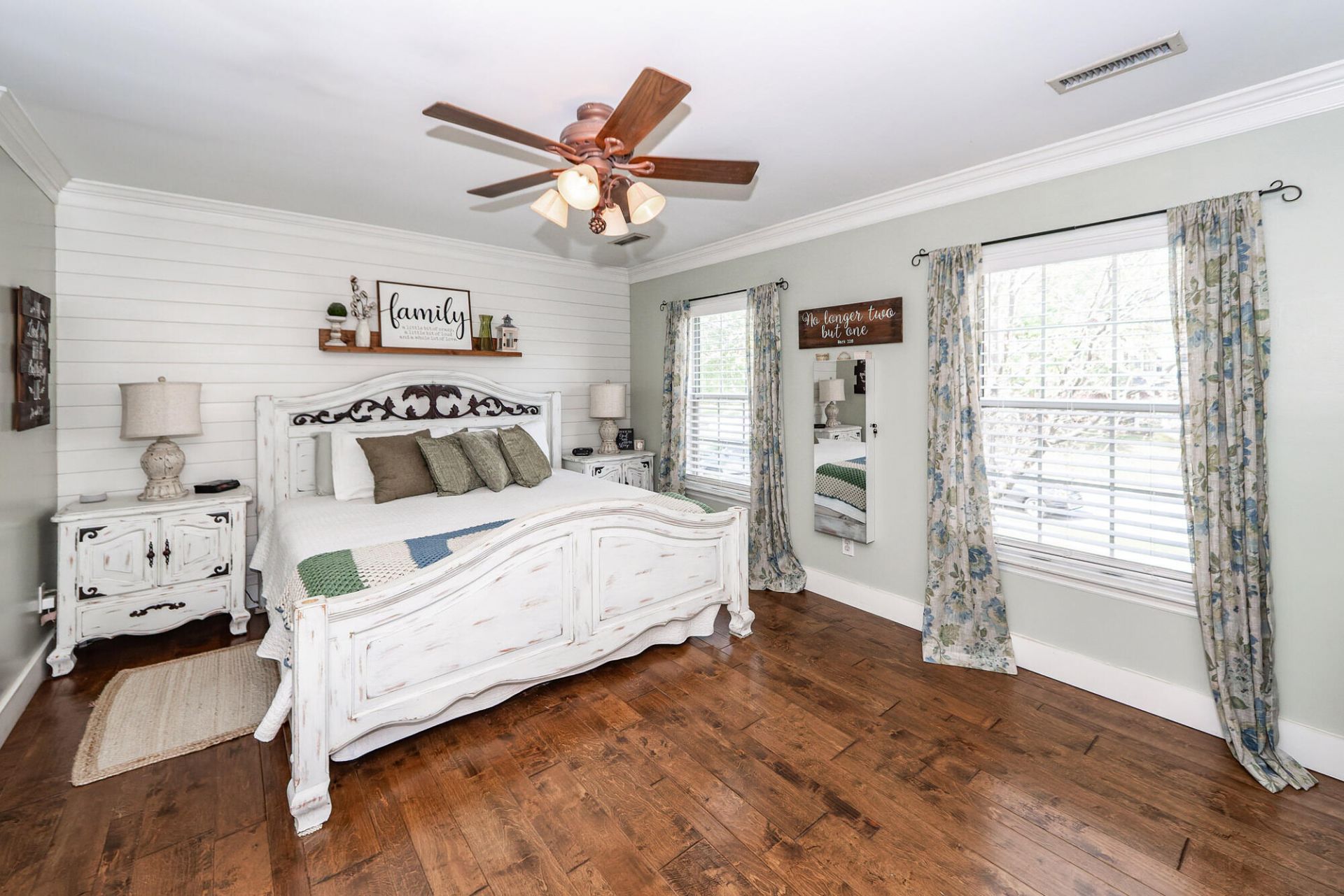 138 Guildford Drive Photo 40