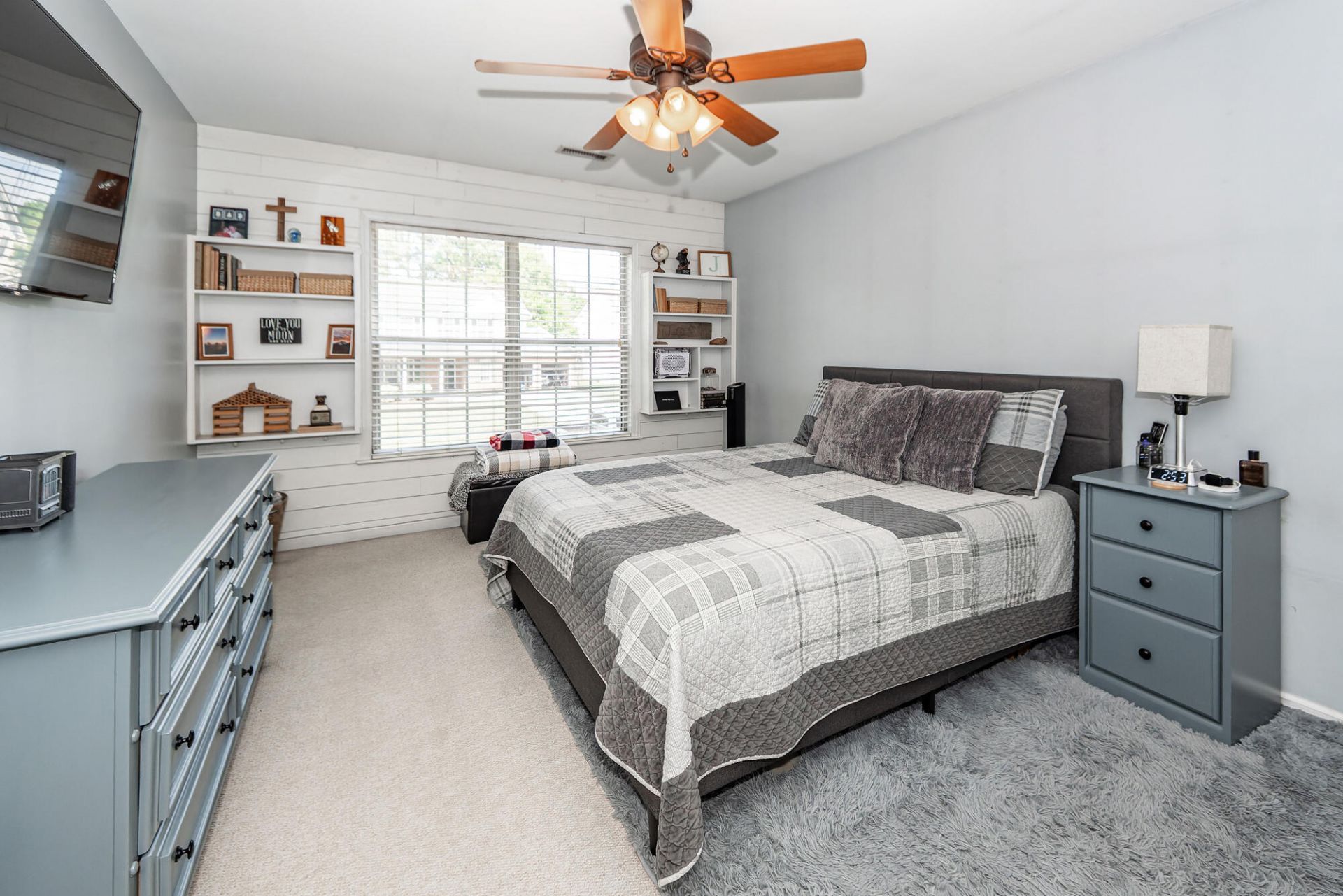 138 Guildford Drive Photo 49