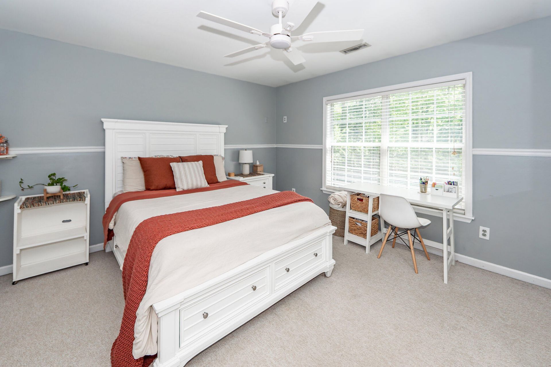 138 Guildford Drive Photo 52