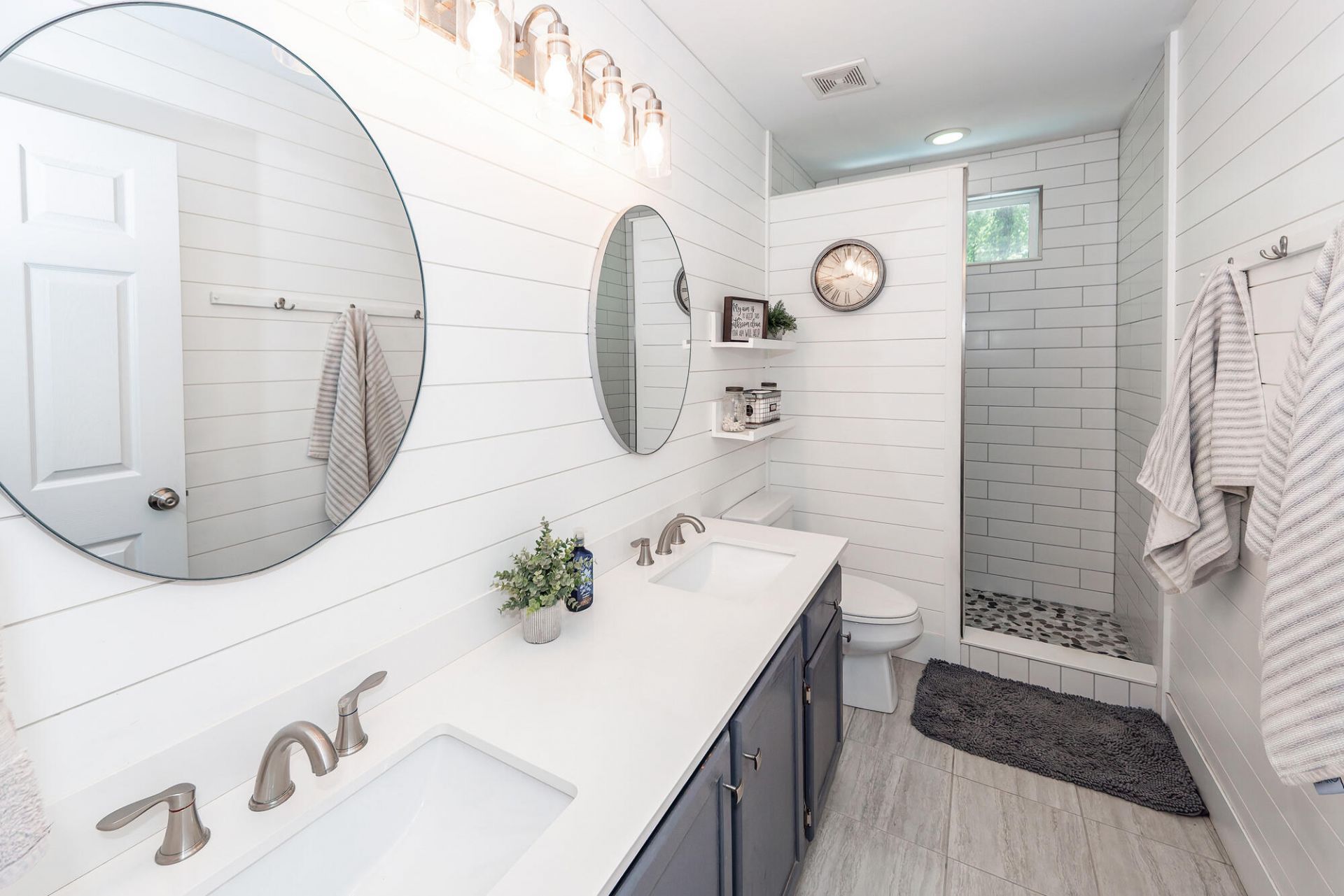 138 Guildford Drive Photo 55