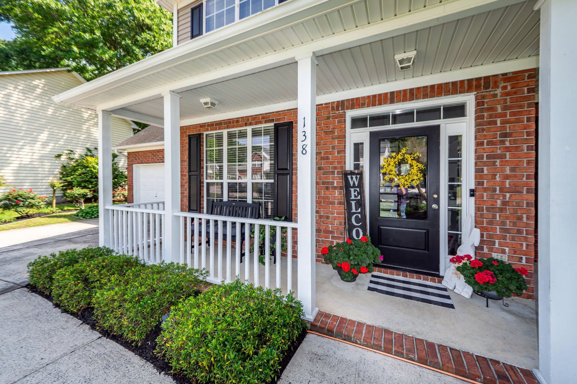 138 Guildford Drive Photo 6