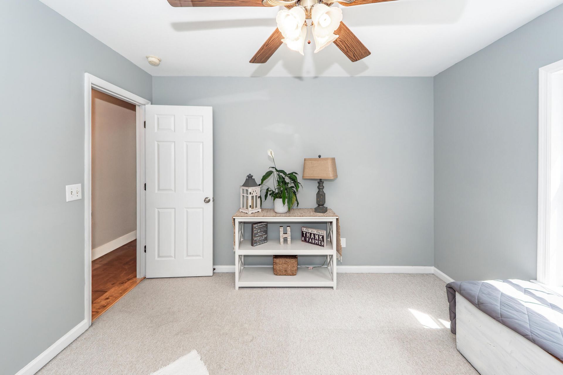 138 Guildford Drive Photo 61