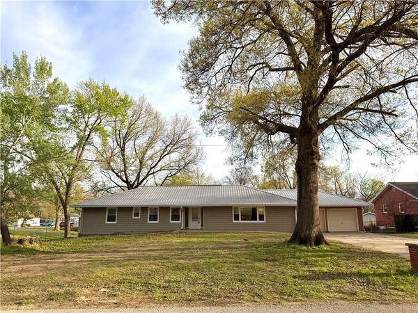 205 W Workman Street, Knob Noster, MO 65336