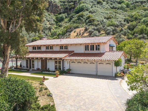 53 Flintlock Lane, Bell Canyon, CA 91307