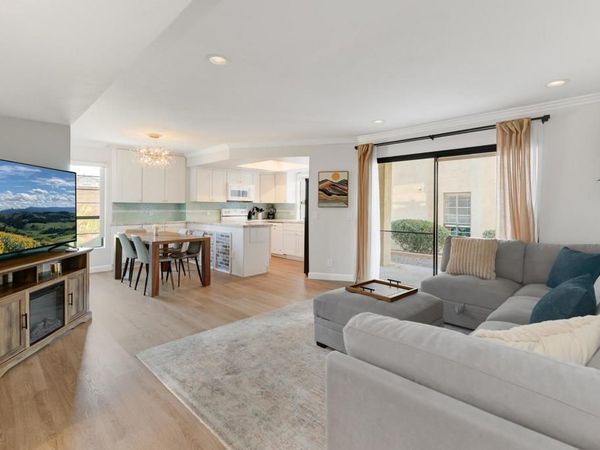 440 Citracado Parkway, Unit 31, Escondido, CA 92025