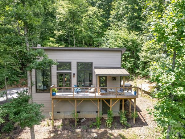 43 Tinkling Springs Lane, Fairview, NC 28730