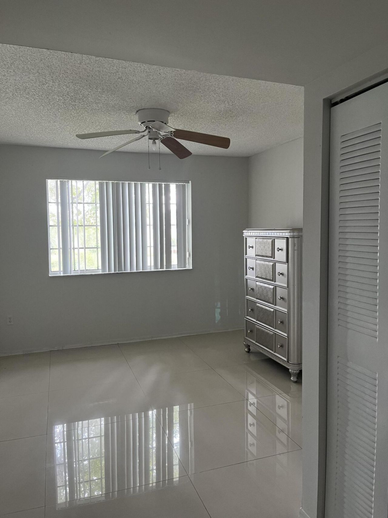 4191 N Haverhill Road, Unit 409, West Palm Beach, FL 33417 Photo