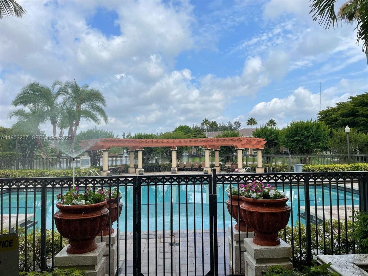 4191 N Haverhill Road, Unit 409, West Palm Beach, FL 33417 Photo