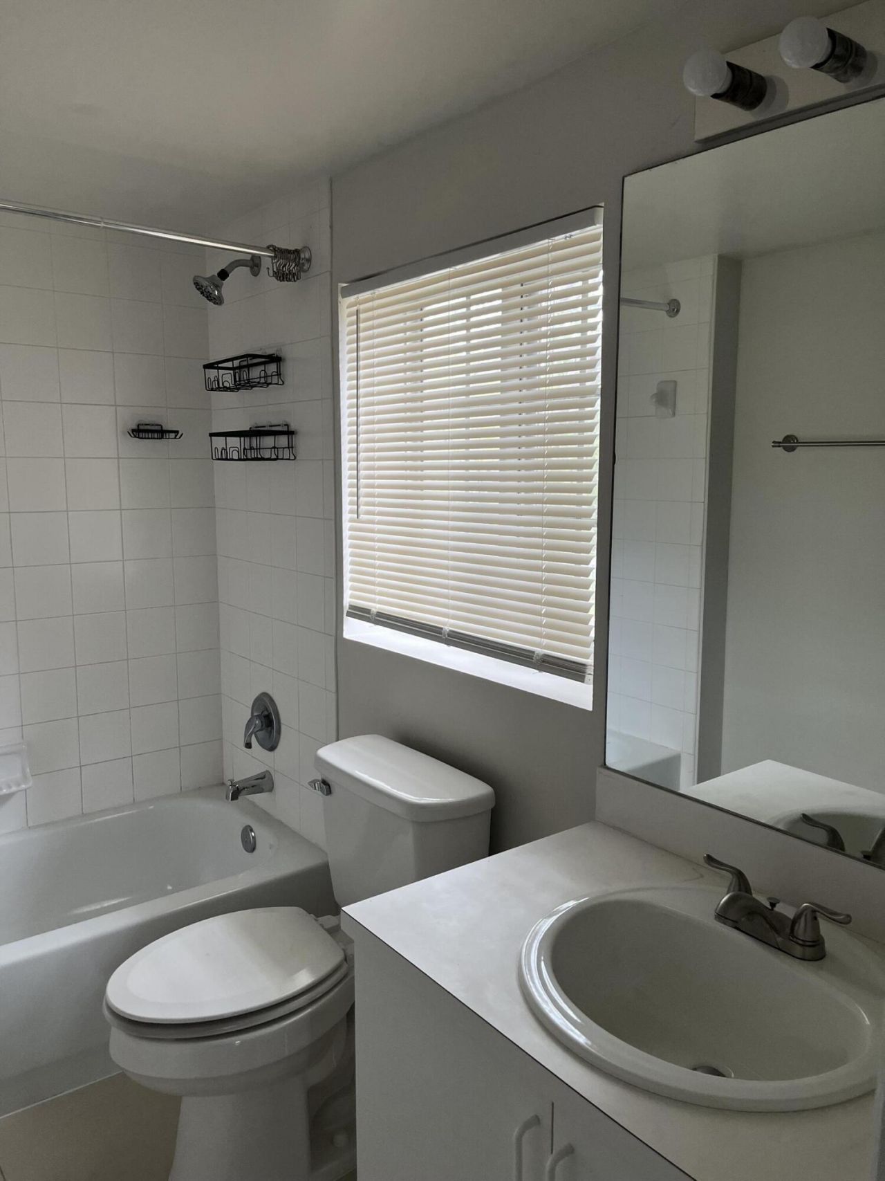 4191 N Haverhill Road, Unit 409, West Palm Beach, FL 33417 Photo