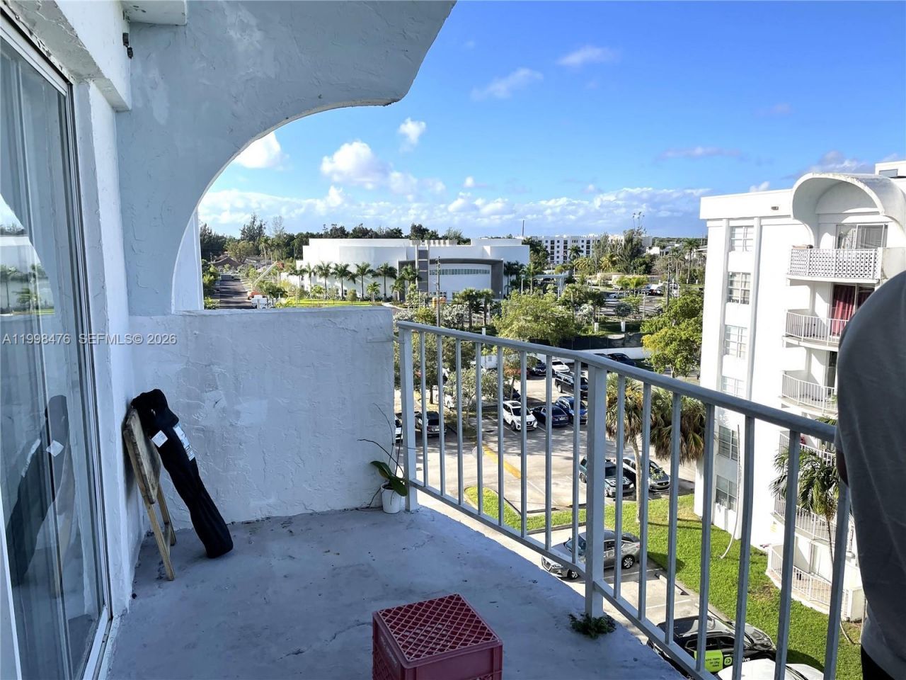 494 NW 165th St Rd, Unit C-601, Miami, FL 33169 Photo