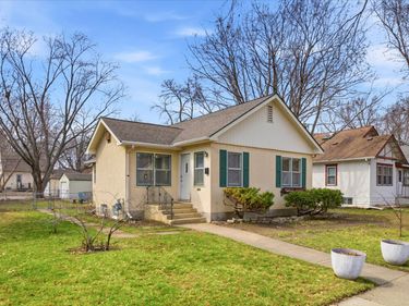 4235 Vincent Avenue N, Minneapolis, MN 55412
