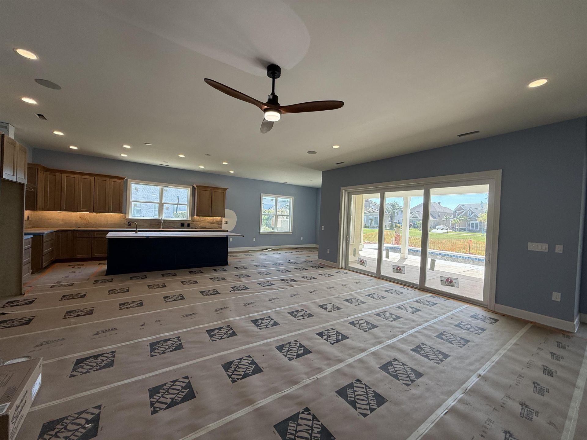 986 Shipmaster Ave. Photo 11