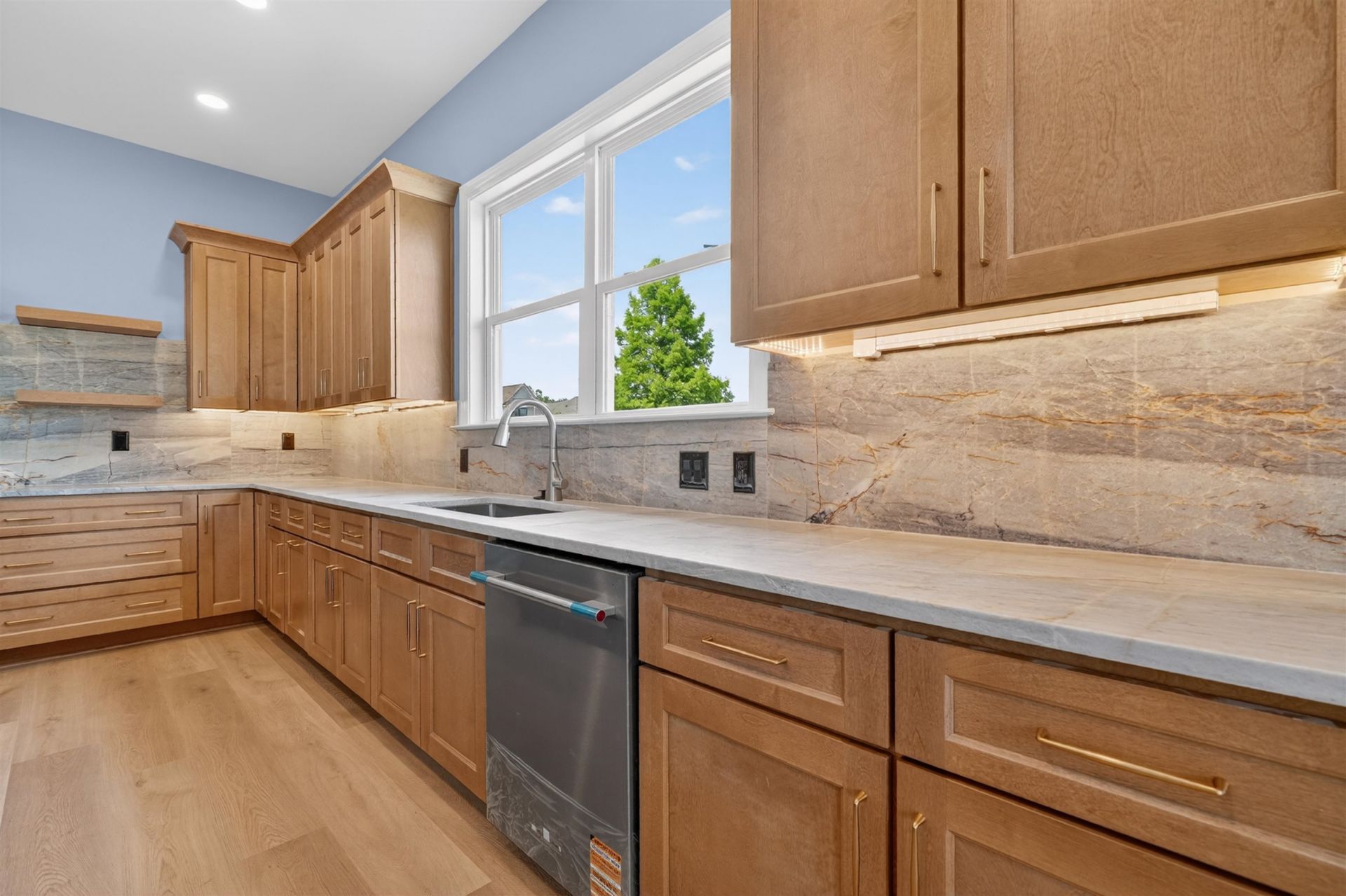 986 Shipmaster Ave. Photo 14