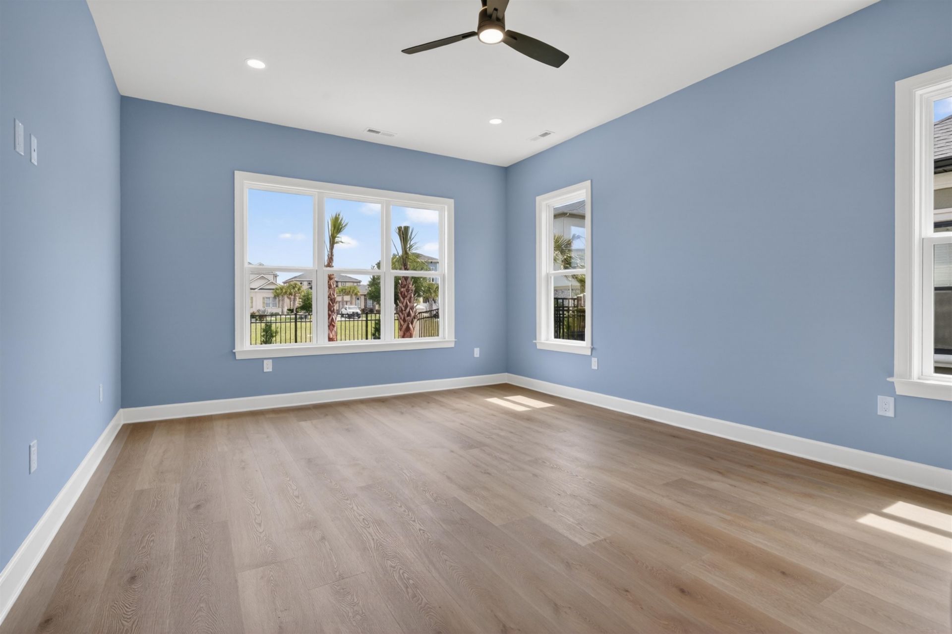 986 Shipmaster Ave. Photo 28