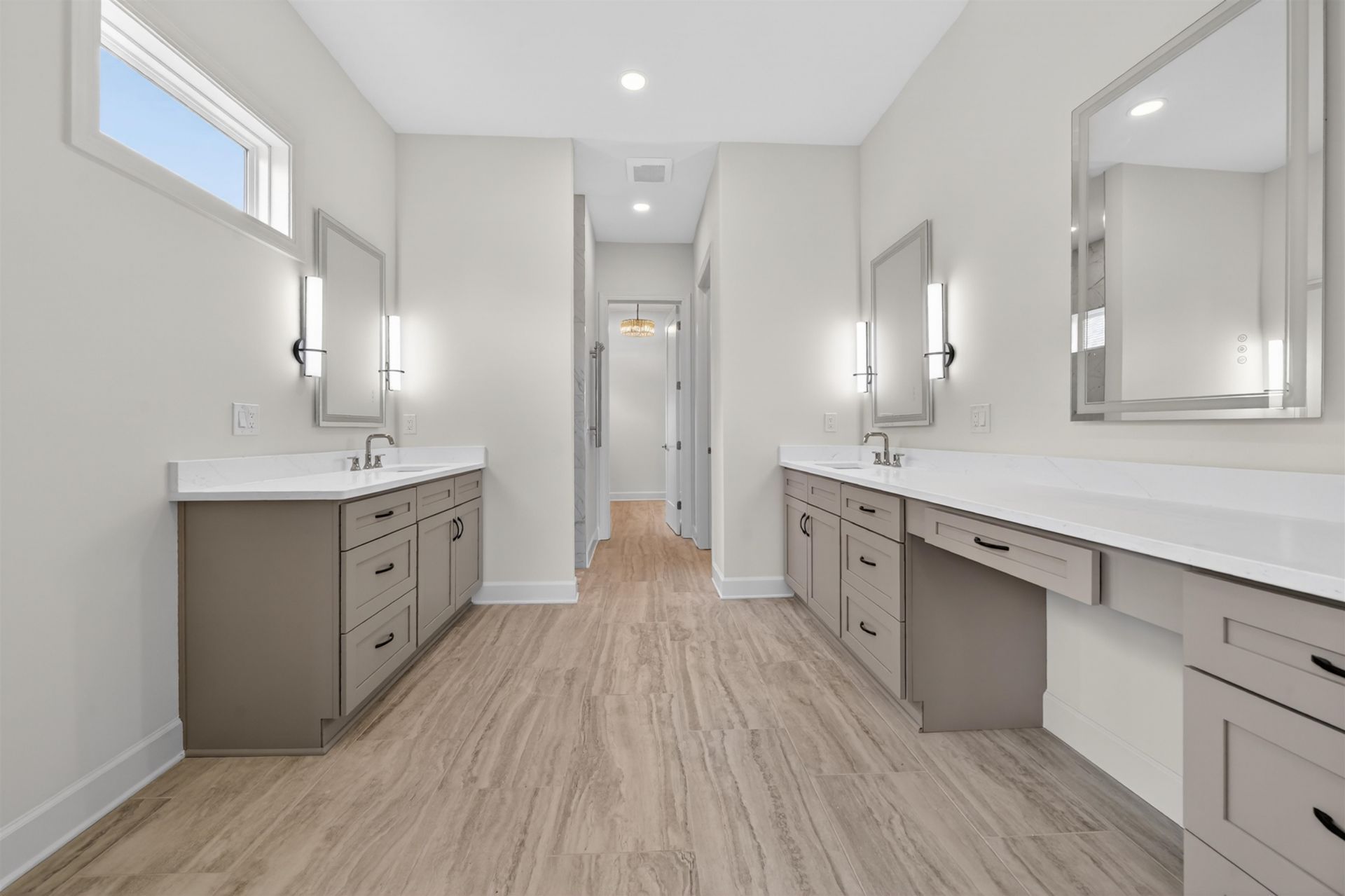 986 Shipmaster Ave. Photo 32