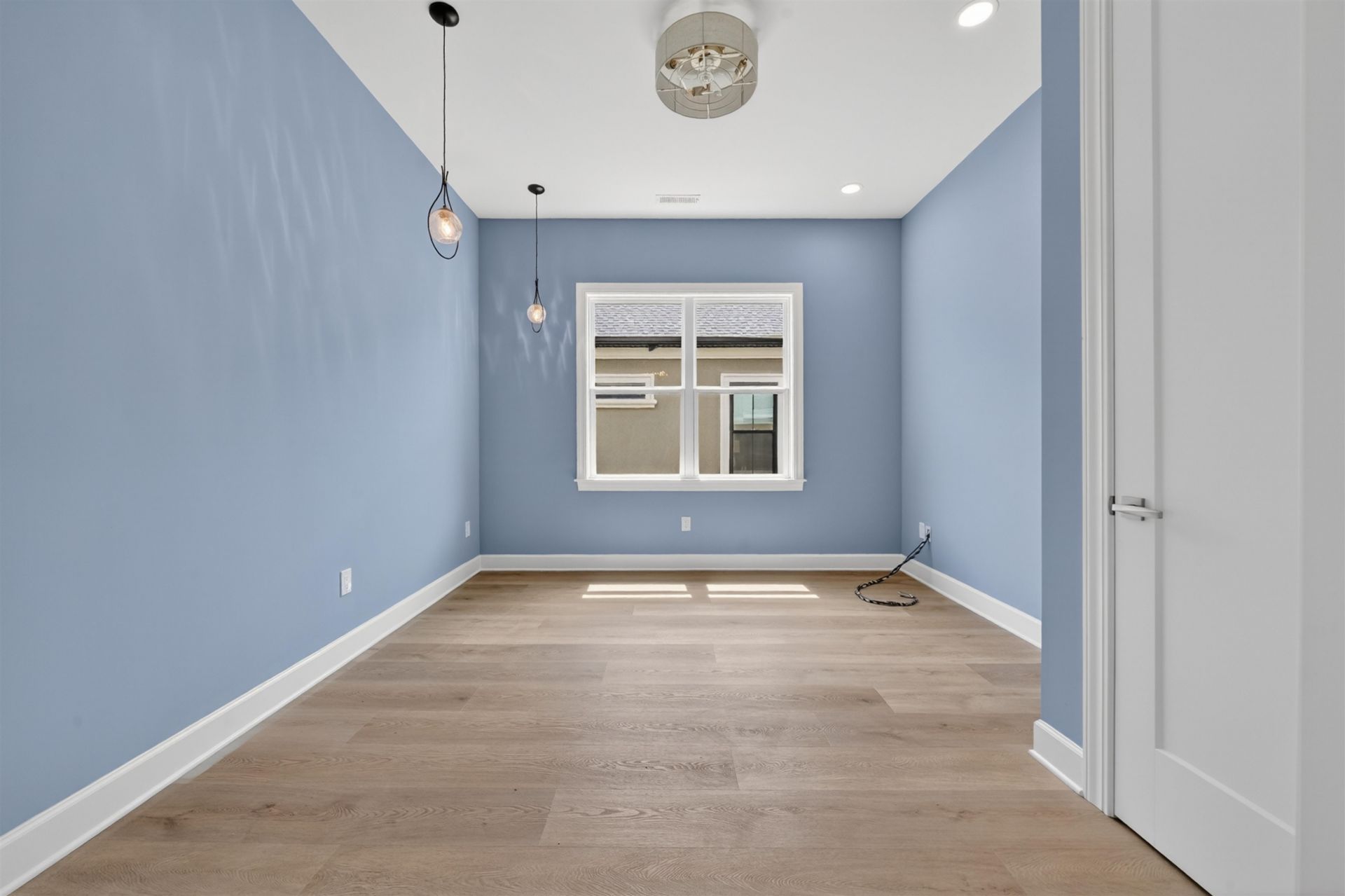 986 Shipmaster Ave. Photo 38