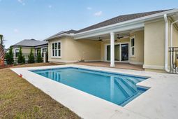 986 Shipmaster Ave. photo 4