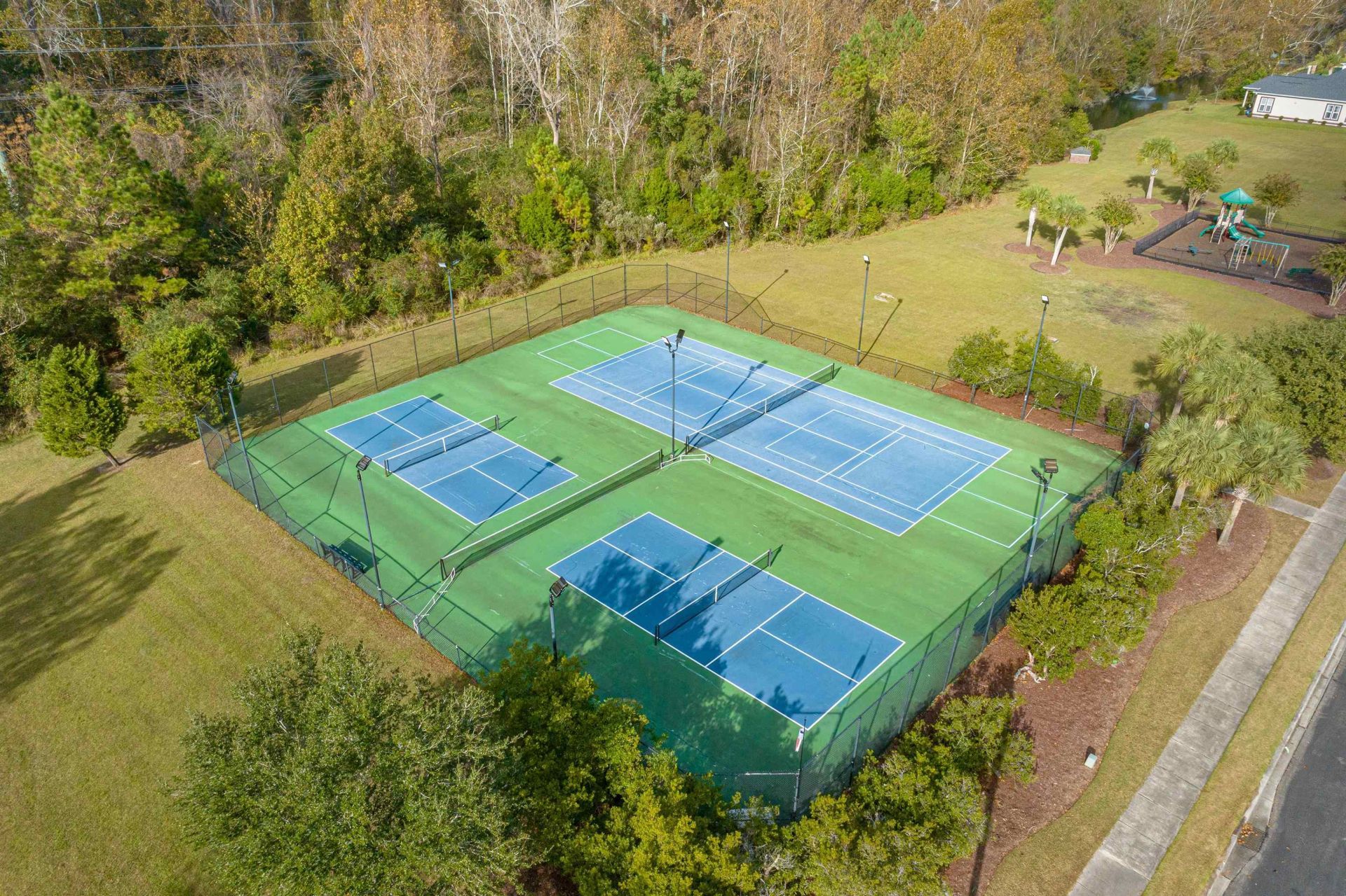 986 Shipmaster Ave. Photo 41