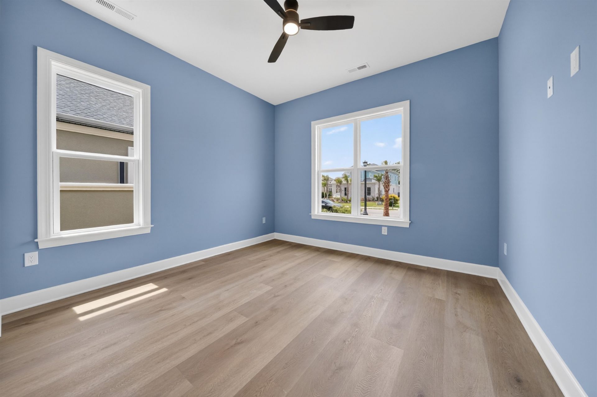 986 Shipmaster Ave. Photo 41