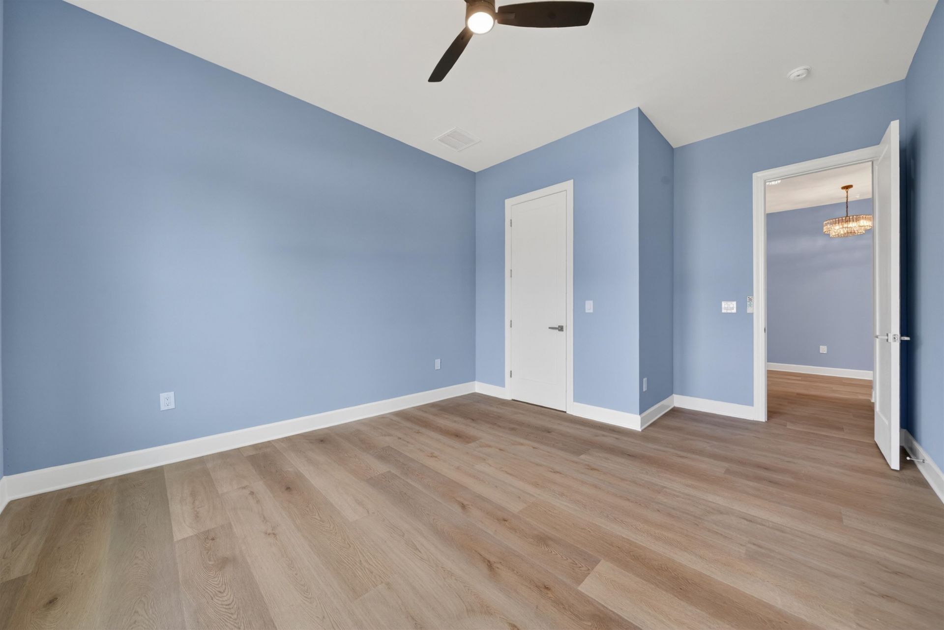 986 Shipmaster Ave. Photo 44
