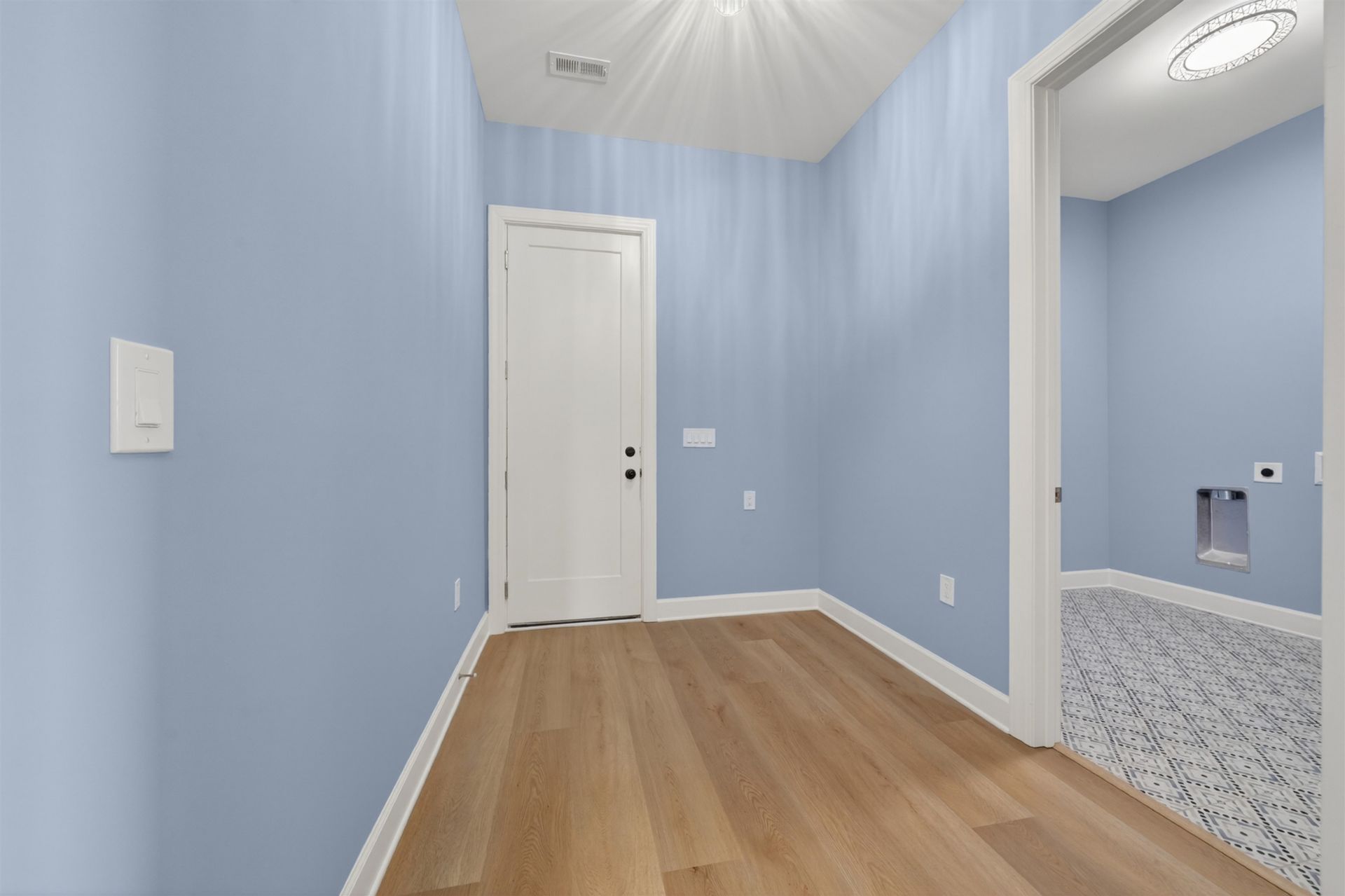 986 Shipmaster Ave. Photo 48