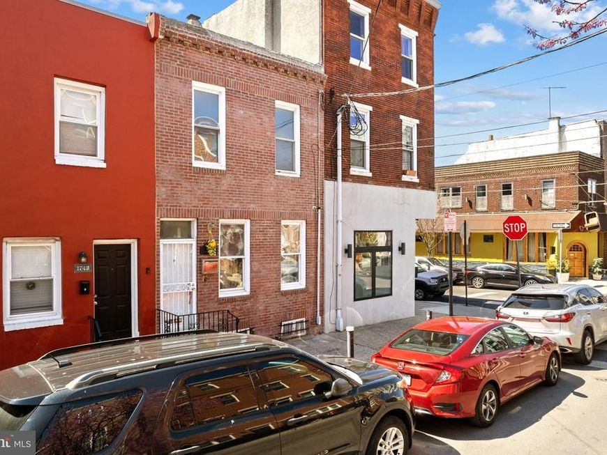 1742 Federal Street, Philadelphia, PA 19146 Main Photo