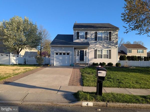 4 TETHER CIRCLE , WOODBURY, NJ 08096