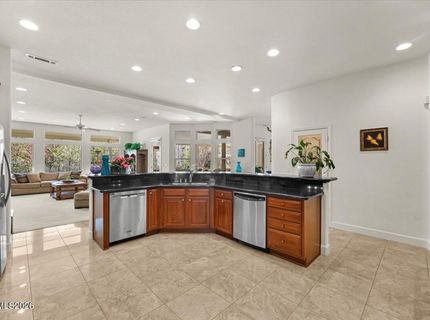 12445 Ocean View Drive, Sparks, NV 89441 Photo