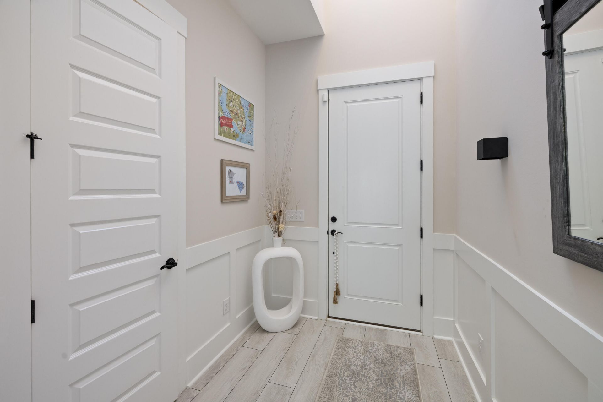 2898 Clearwater Drive Photo 13