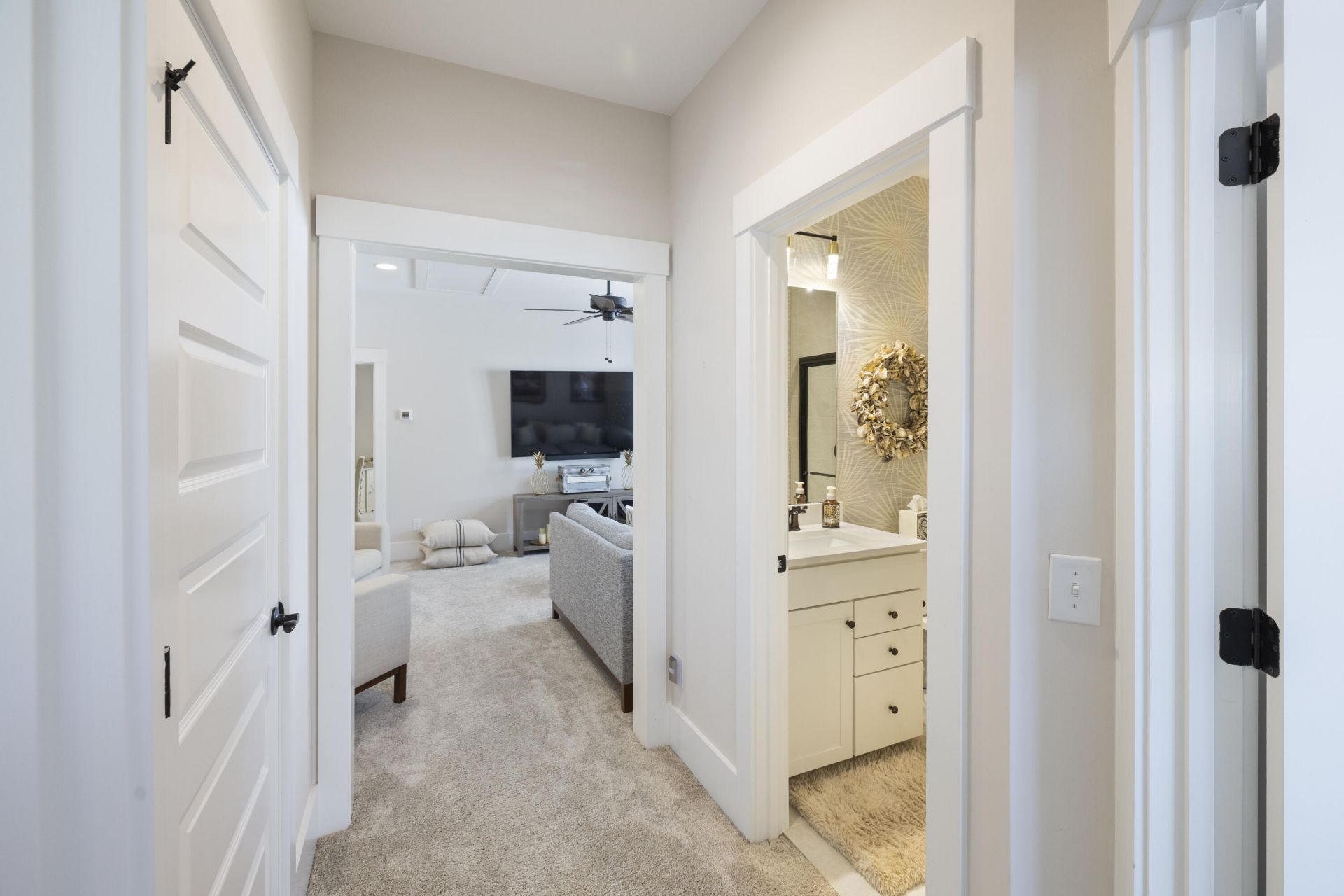 2898 Clearwater Drive Photo 15