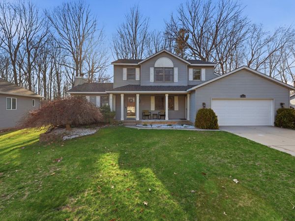 7459 Sleepy Hollow Drive, Hudsonville, MI 49426