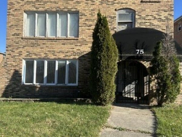 75 Paxton Avenue , Calumet City, IL 60409